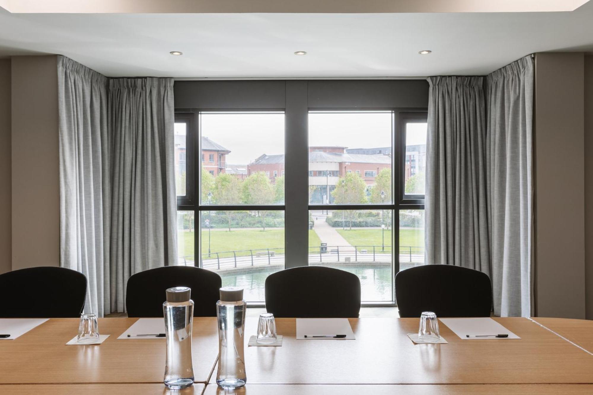 Voco Belfast By Ihg Hotel Bagian luar foto