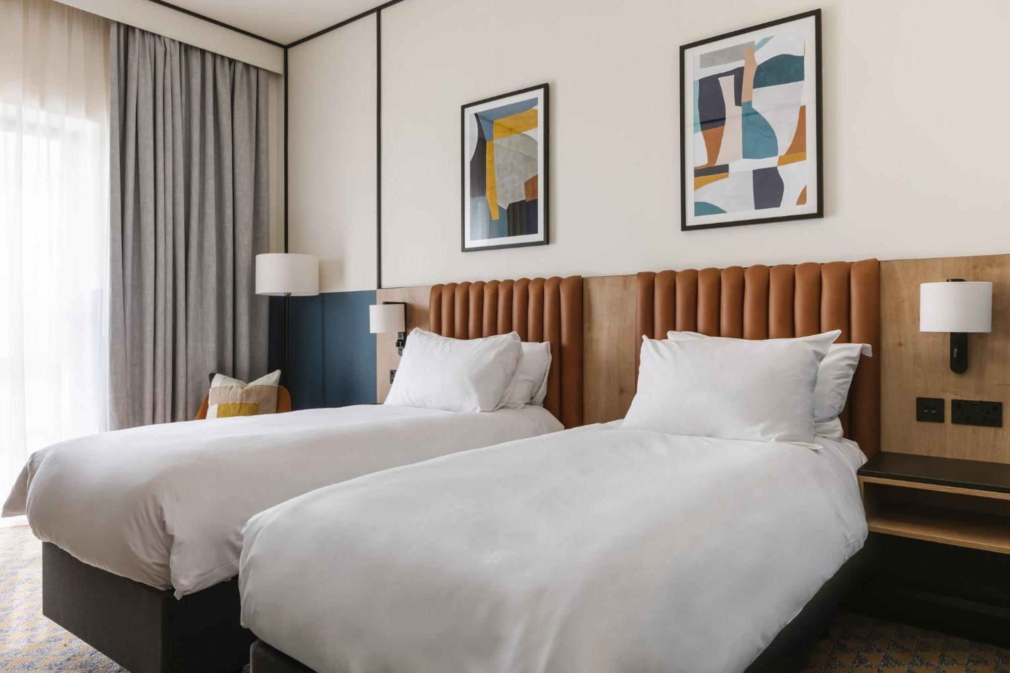 Voco Belfast By Ihg Hotel Bagian luar foto